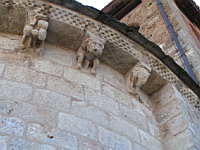 Lescure-d'Albigeois, Eglise St-Michel, Chevet, Modillons (2)